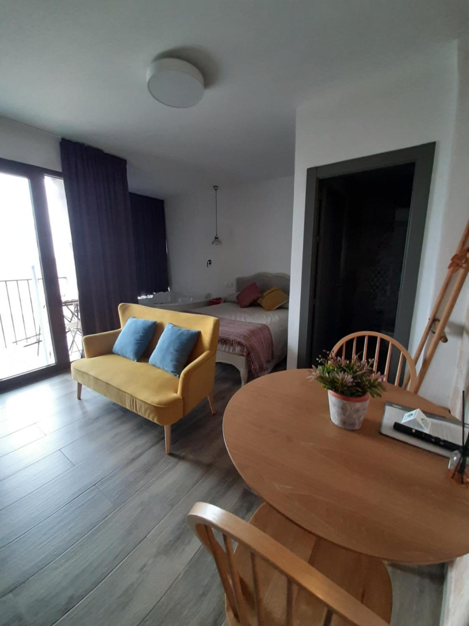 Casas Rurales Maribel - Complejo Moradas Del Cerro 2 - Suites Con Jacuzzi En Alcala Del Jucar Casas del Cerro ห้อง รูปภาพ